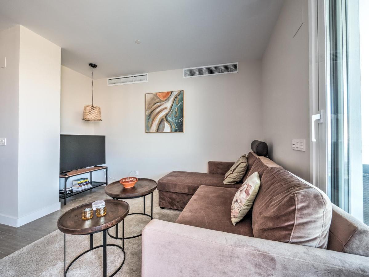 New Beach Front Apartment With Large Balcony Torrox Exterior photo